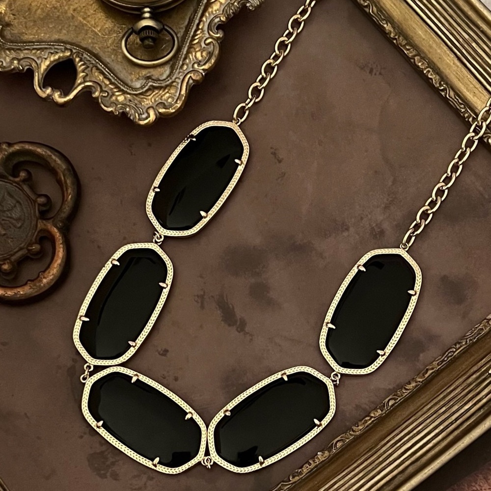 KENDRA SCOTT • Gold Valencia Black Statement Necklace - Picture 3 of 3